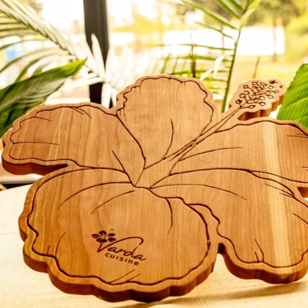 Planche Artisanale Fleur d'hibiscus