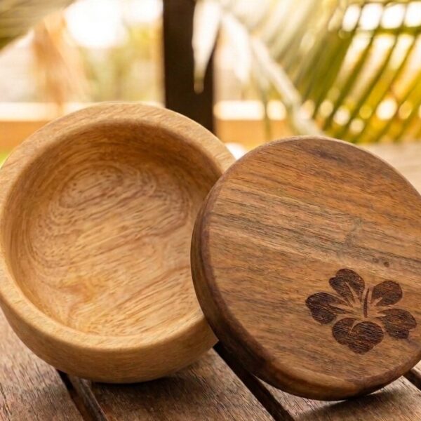 Boîte à épices en bois